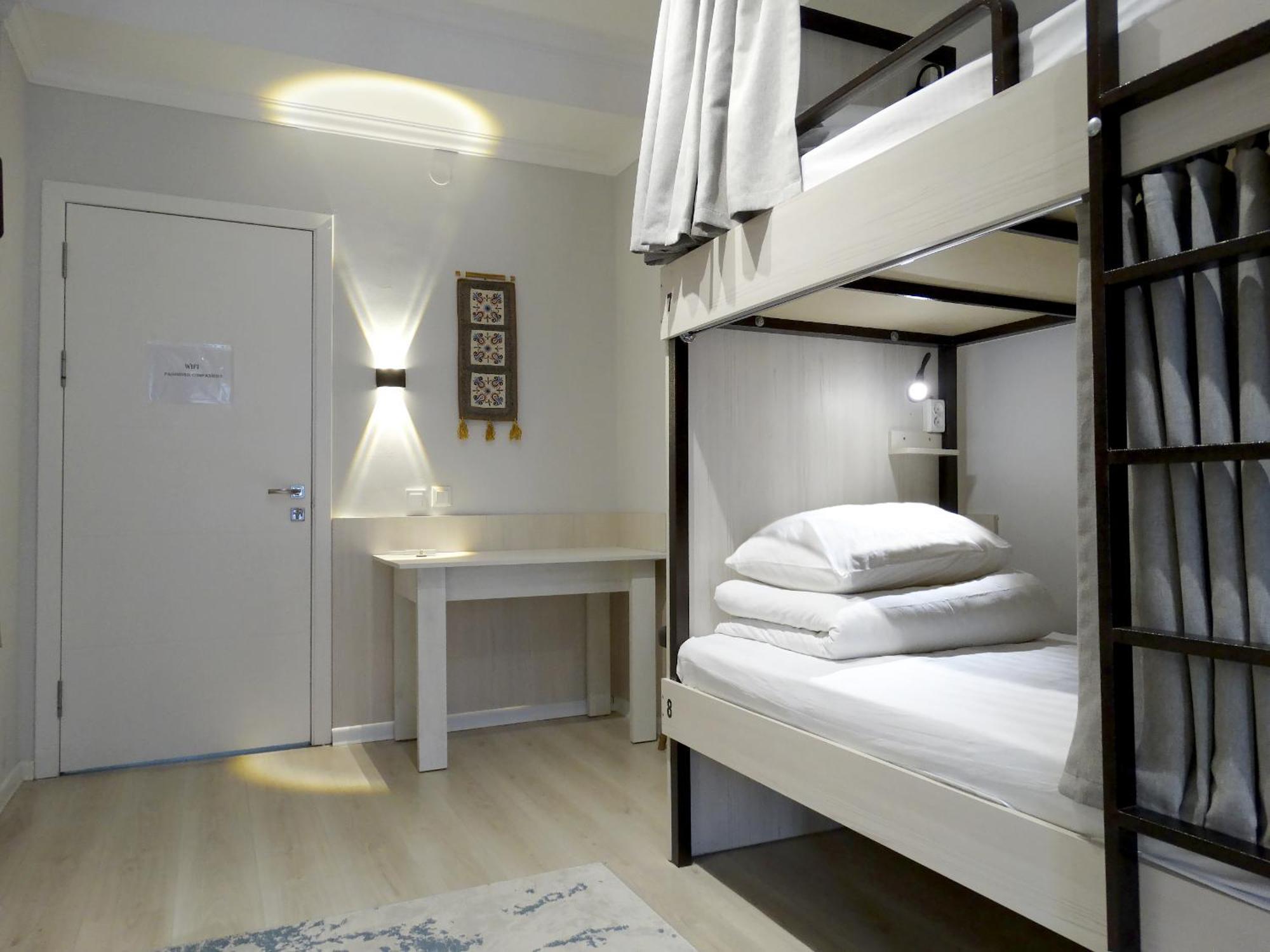 Compass Hostel 비슈케크 외부 사진