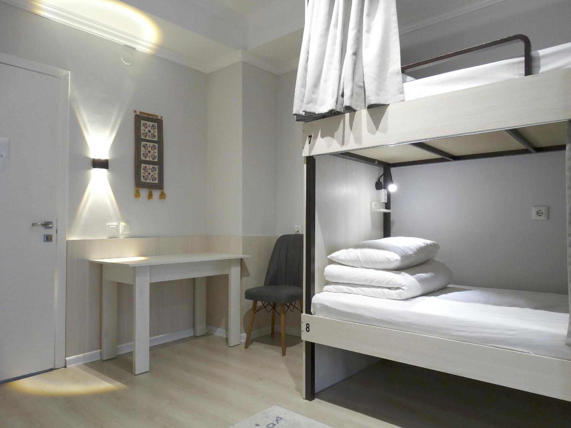 Compass Hostel 비슈케크 외부 사진
