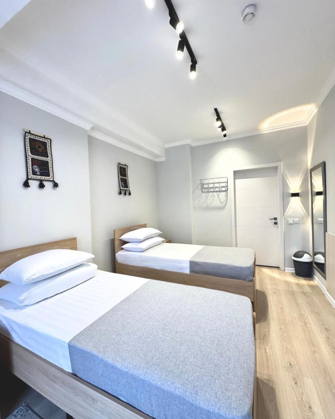 Compass Hostel 비슈케크 외부 사진