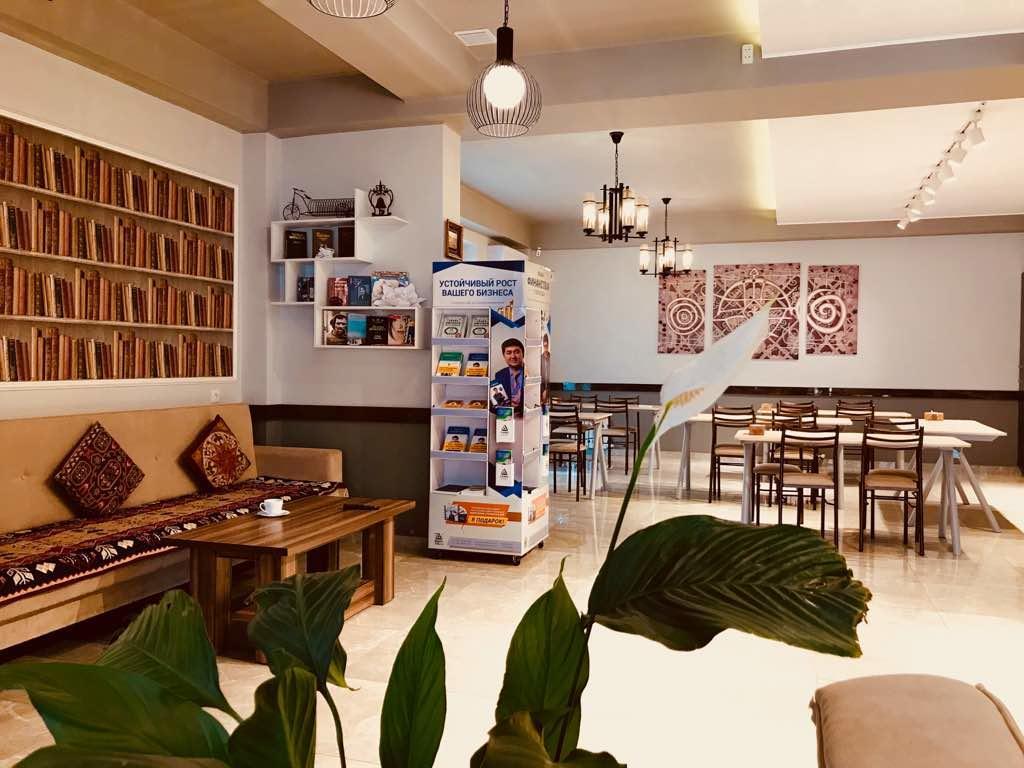 Compass Hostel 비슈케크 외부 사진