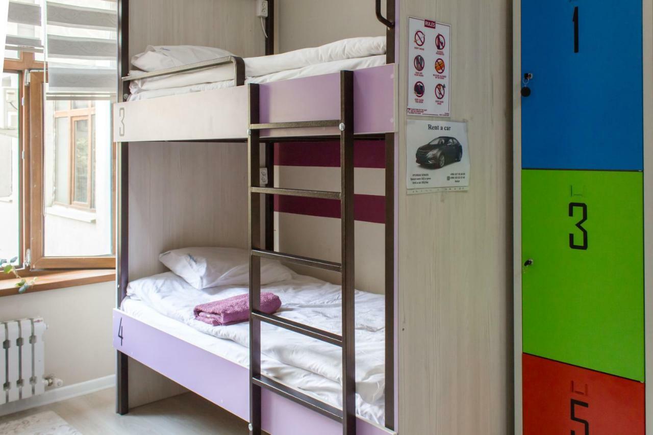 Compass Hostel 비슈케크 외부 사진