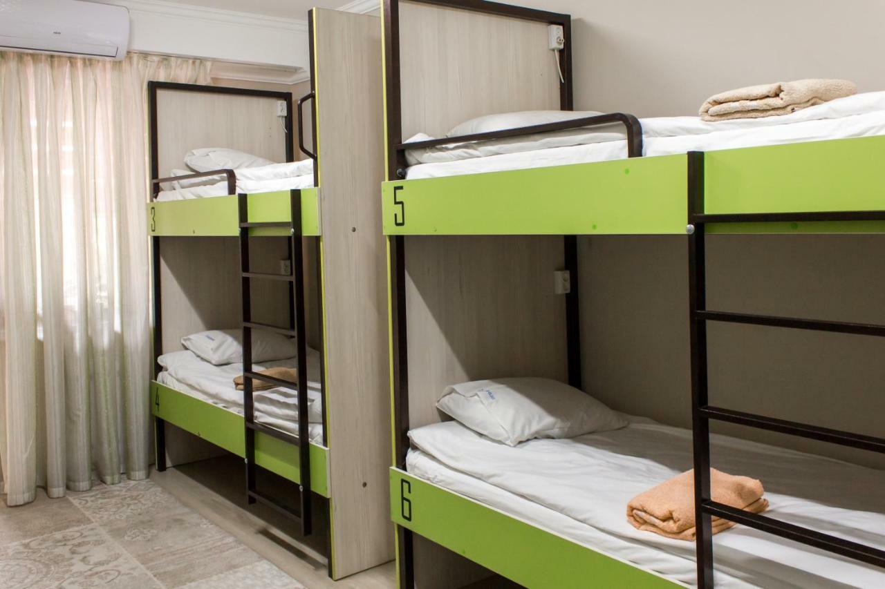 Compass Hostel 비슈케크 외부 사진