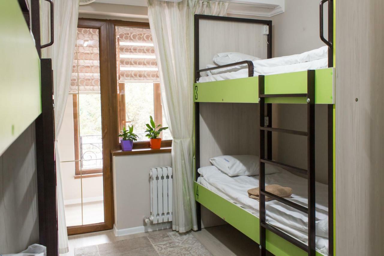Compass Hostel 비슈케크 외부 사진