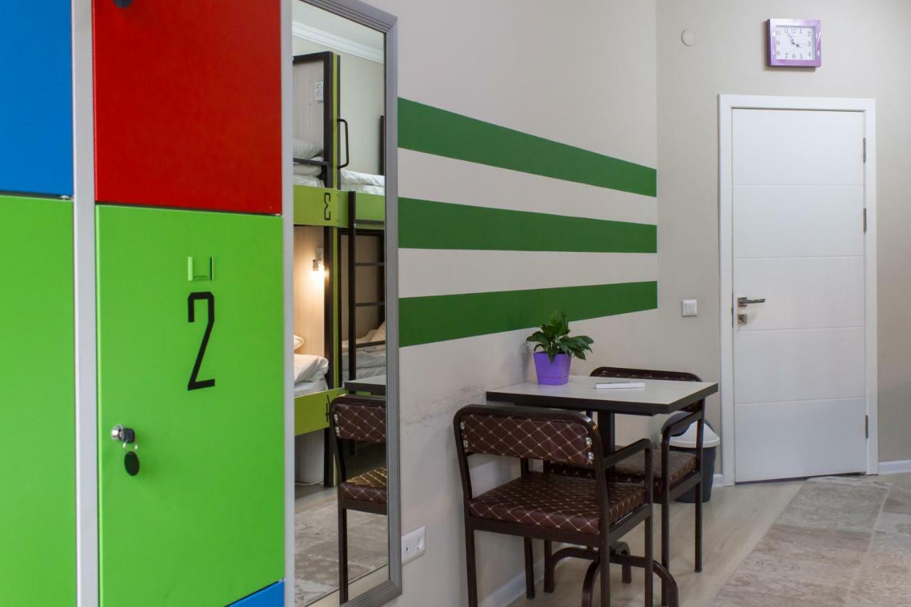 Compass Hostel 비슈케크 외부 사진