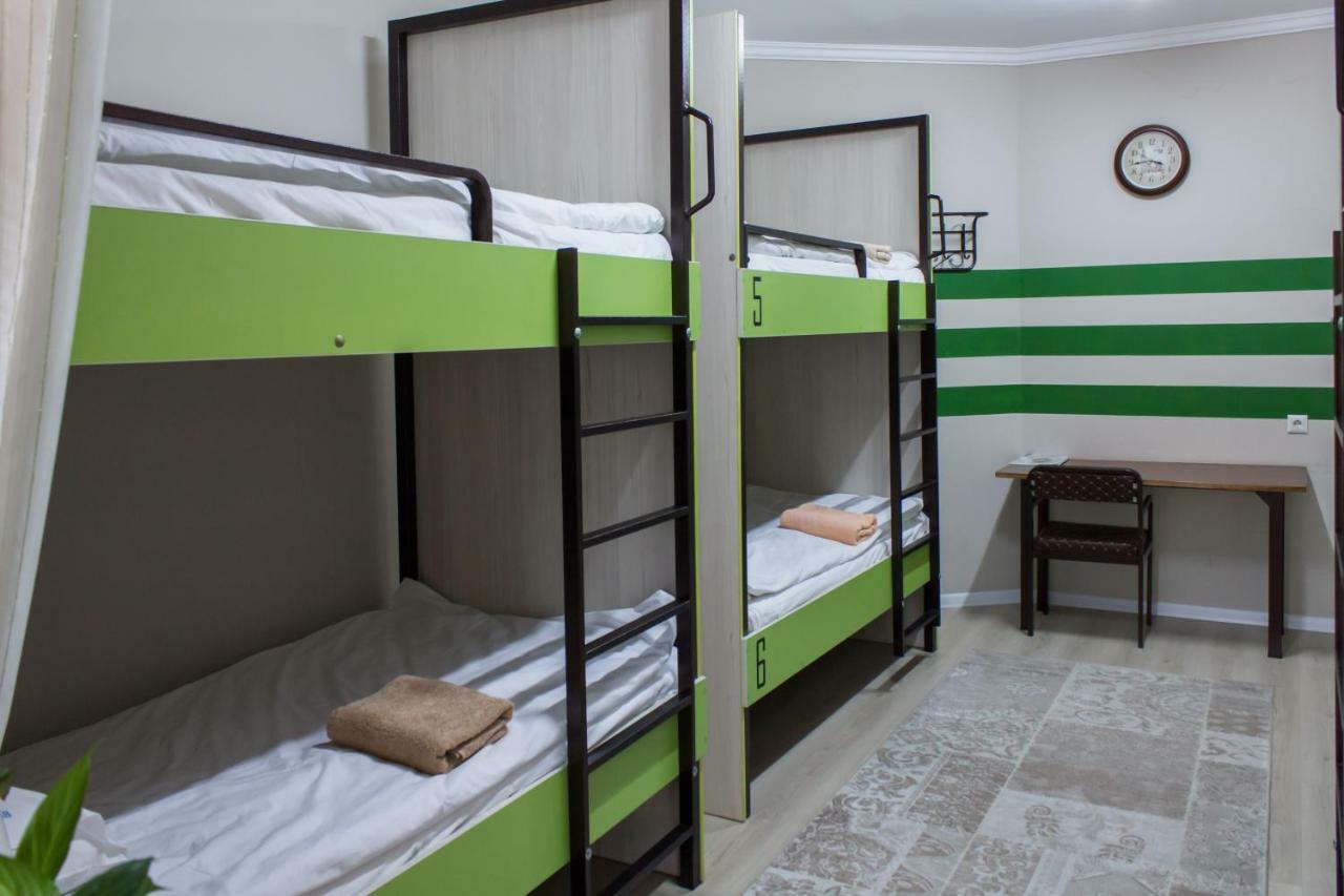 Compass Hostel 비슈케크 외부 사진